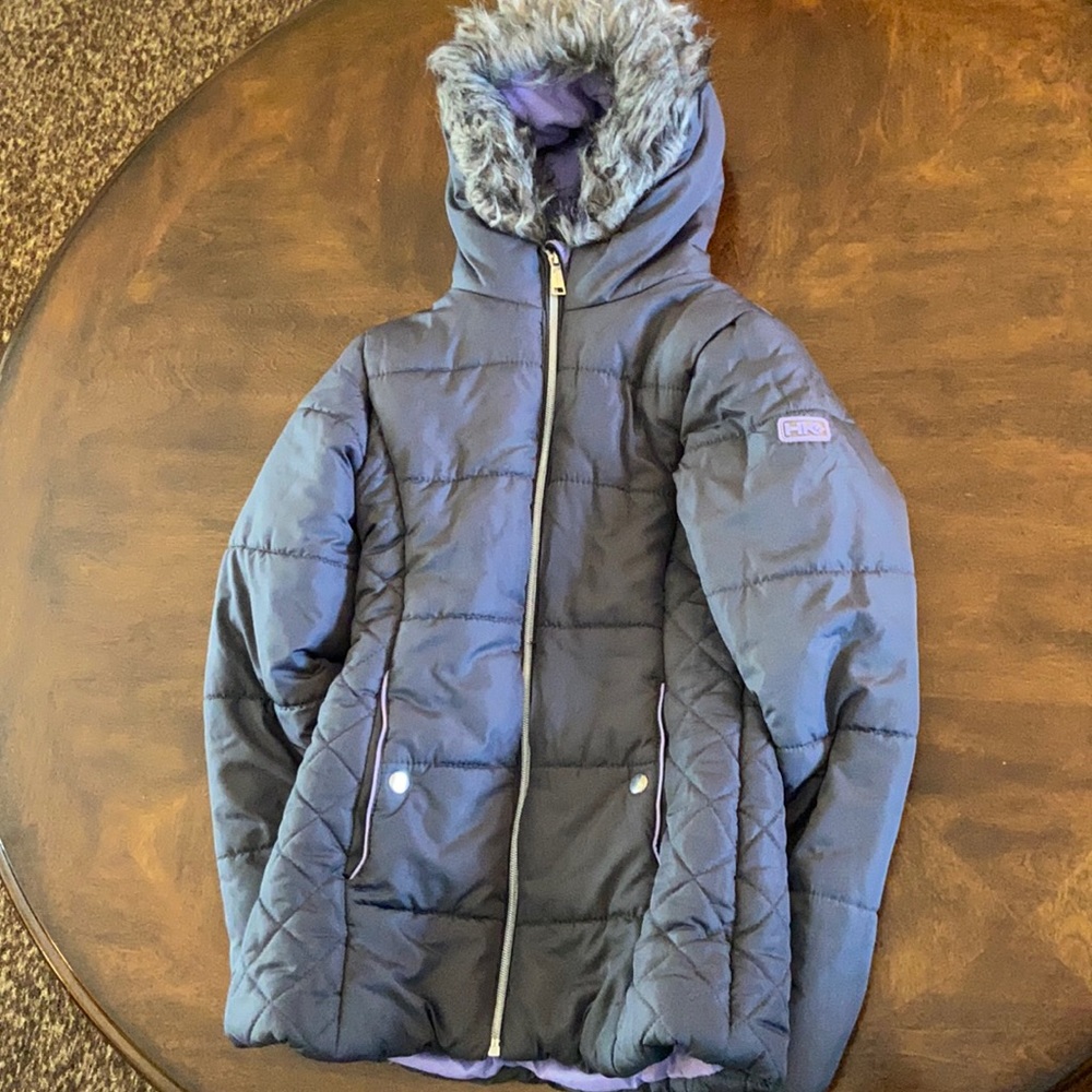 Hooded puffer jacket